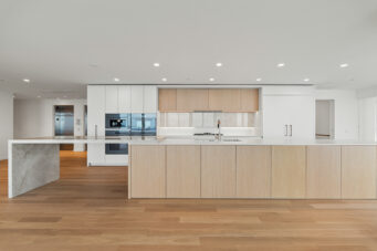 PH#1100 - 3963 Uplands Way